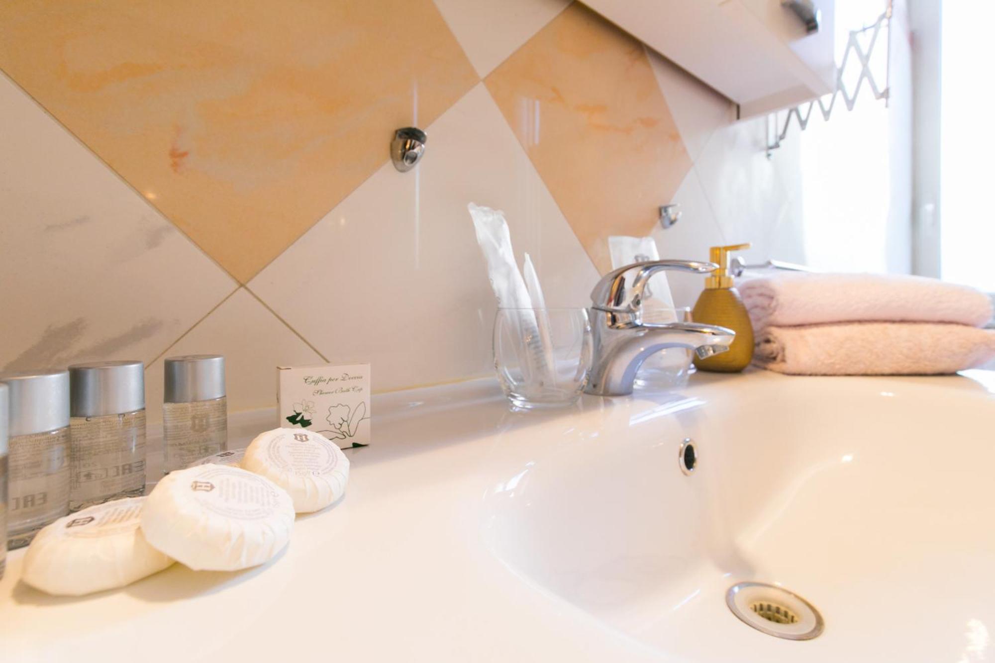 Anthony Guesthouse روما الغرفة الصورة